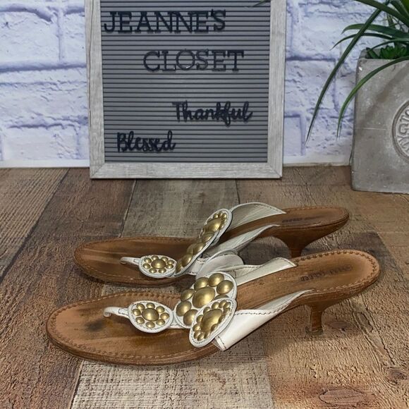 Miu Miu cream Kitten Heel Gold Studded Slip On Sandals Sz 40 - Picture 11 of 15